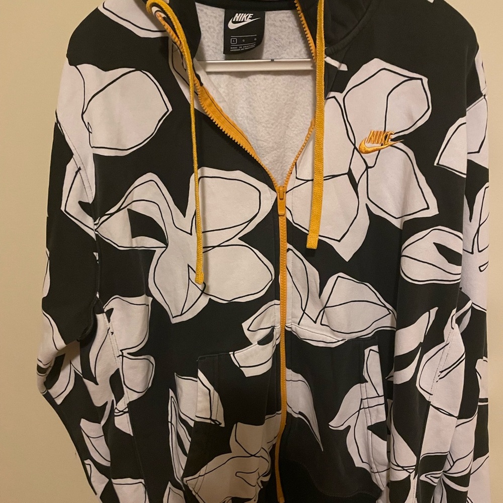 Nike hoodie